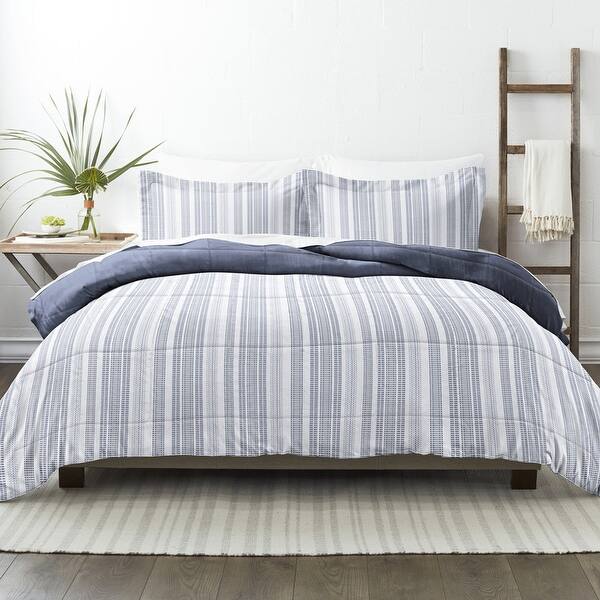 https://ak1.ostkcdn.com/images/products/is/images/direct/f591ca89441151096065cac3f9c25bd2889fed7d/Becky-Cameron-Premium-Down-Alternative-Farmhouse-Dreams-Reversible-Comforter-Set.jpg?impolicy=medium
