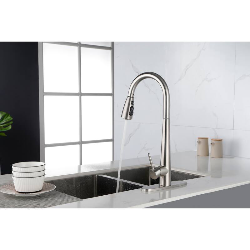 Single Handle Stainless Steel Kitchen Sink Faucet With Pull Down Sprayer