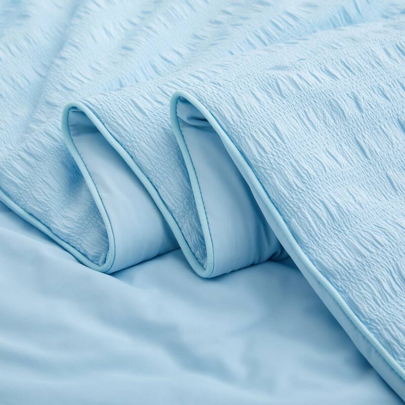 Lightweight Cooling Reversible Bed Blanket, Breathable Seersucker Comforter for Hot Sleepers