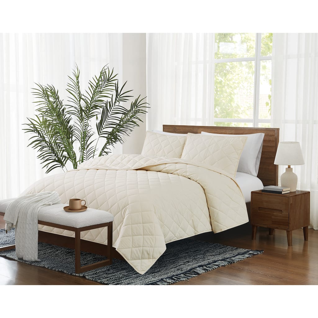 Brooklyn Loom Pinstripe 3 Piece Quilt Set