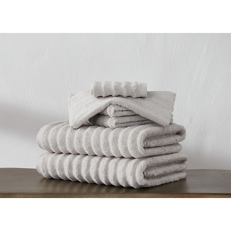London Fog Zero Twist Piece Towel Set - Light Grey