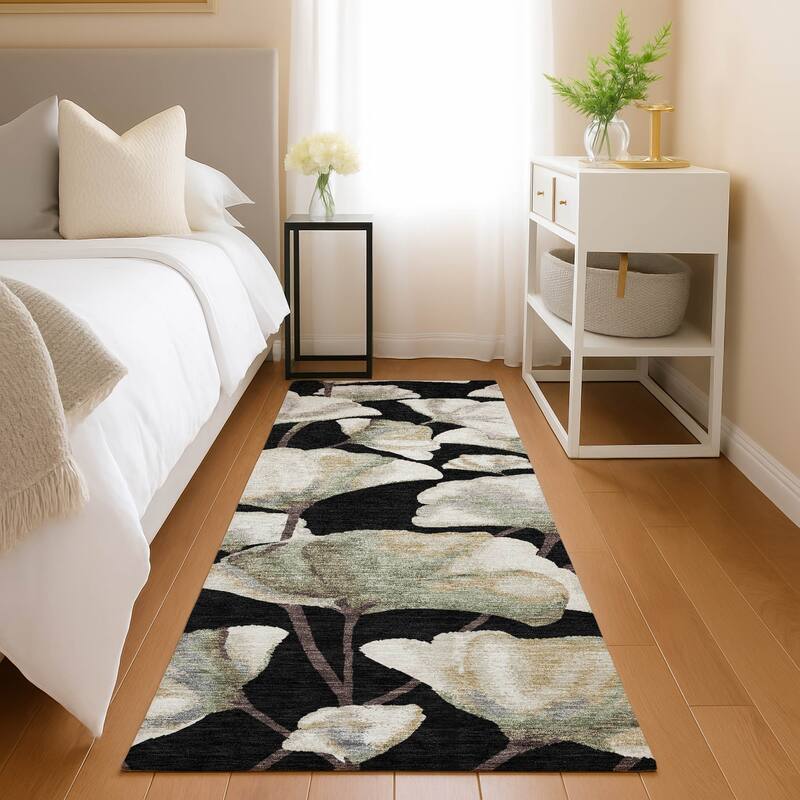 Machine Washable Indoor/ Outdoor Floral Love Chantille Rug