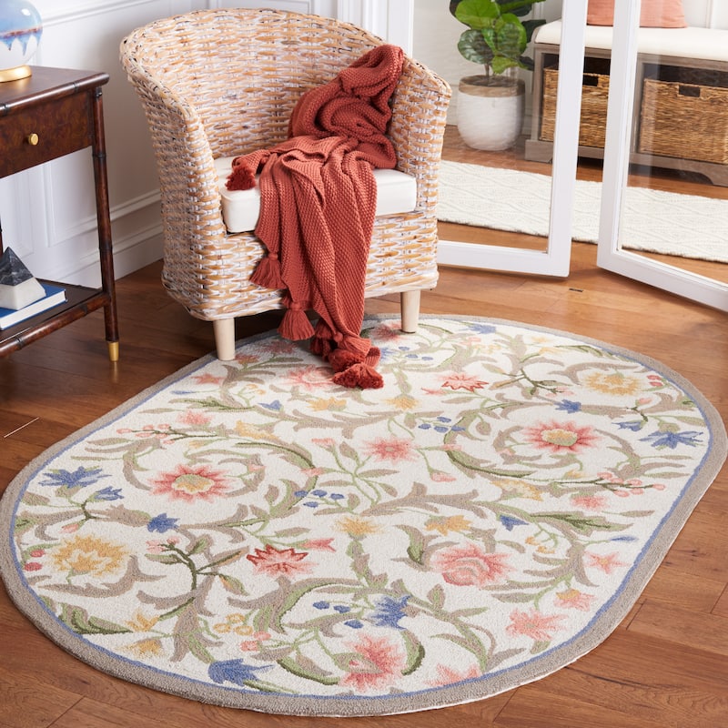 SAFAVIEH Handmade Chelsea Jacomine French Country Floral Scroll Wool - 7'6" x 9'6" Oval - Ivory - Runner/Oval