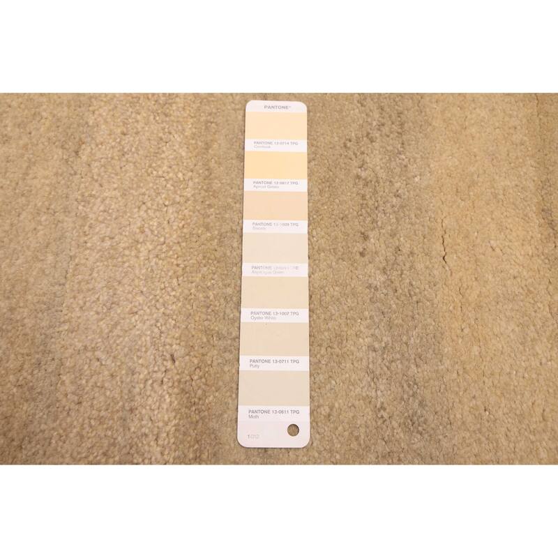 ECARPETGALLERY Hand-knotted Pak Finest Gabbeh Light Khaki Wool Rug - 4'11 x 6'11