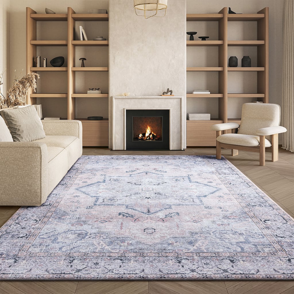 SAFAVIEH Tucson Machine Washable Slip Resistant Sina Traditional Rug