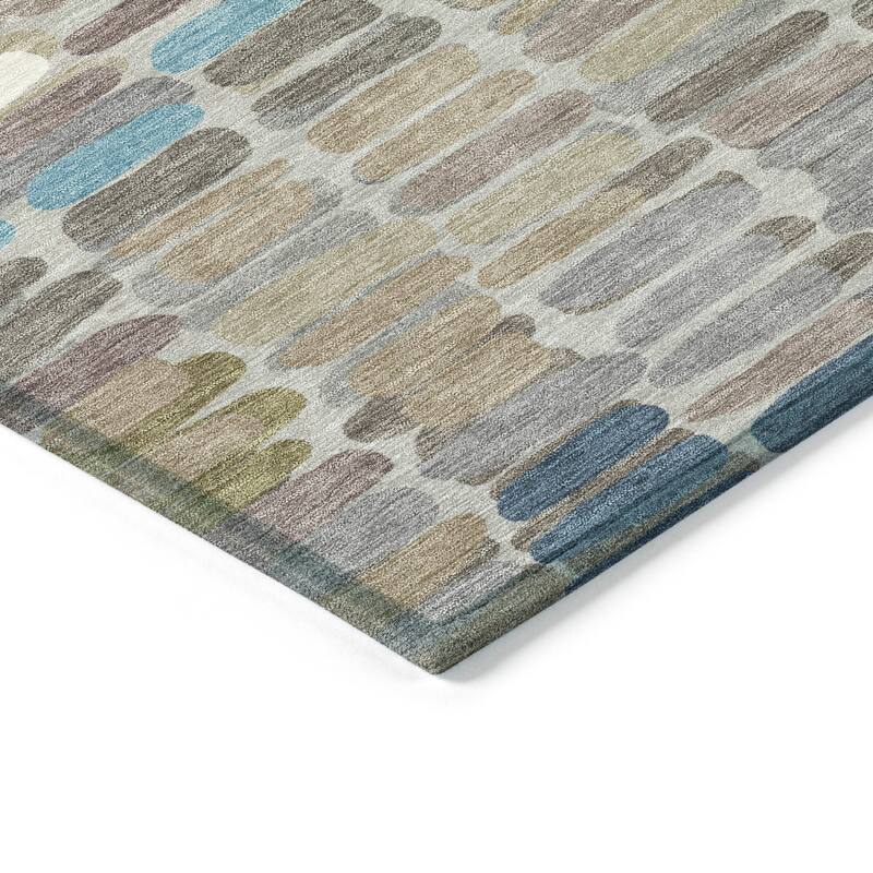 Machine Washable Indoor/ Outdoor Modern Caps Chantille Rug