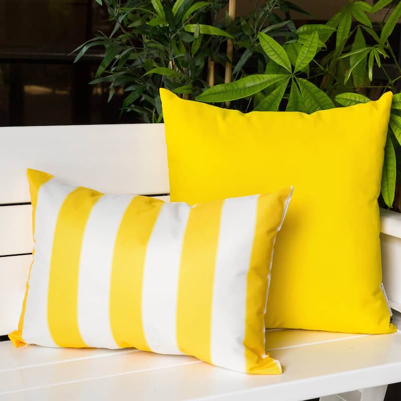 Modern Minimalist Horizon Stripe Pillow