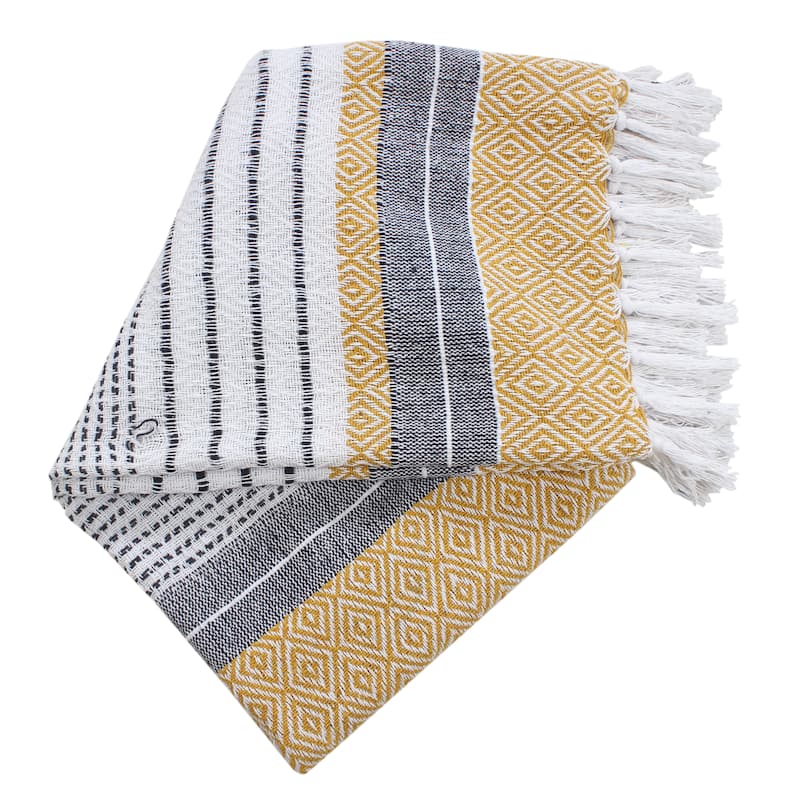 Handwoven Chevron Cotton Throw Blanket - All-Season Comfort with Boho-Chic Style!