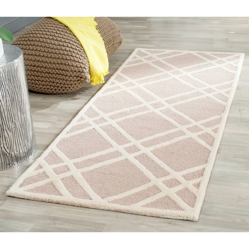 SAFAVIEH Handmade Cambridge Polona Modern Moroccan Wool Rug - 2'6" x 6' Runner - Beige/Ivory