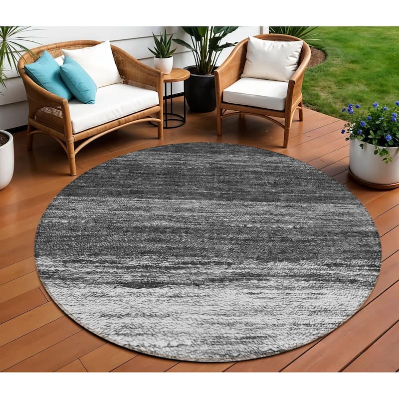HomeRoots Ombre Transitional Rectangle Outdoor Rug - 8' Round