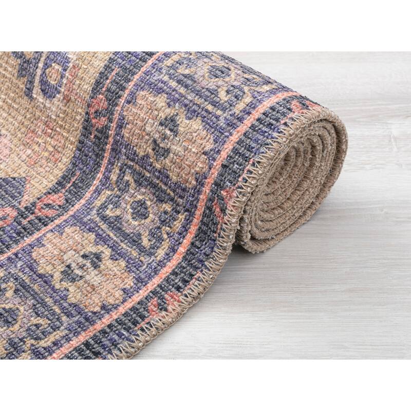 Vera Collection Red Power Loomed Indoor Area Rug