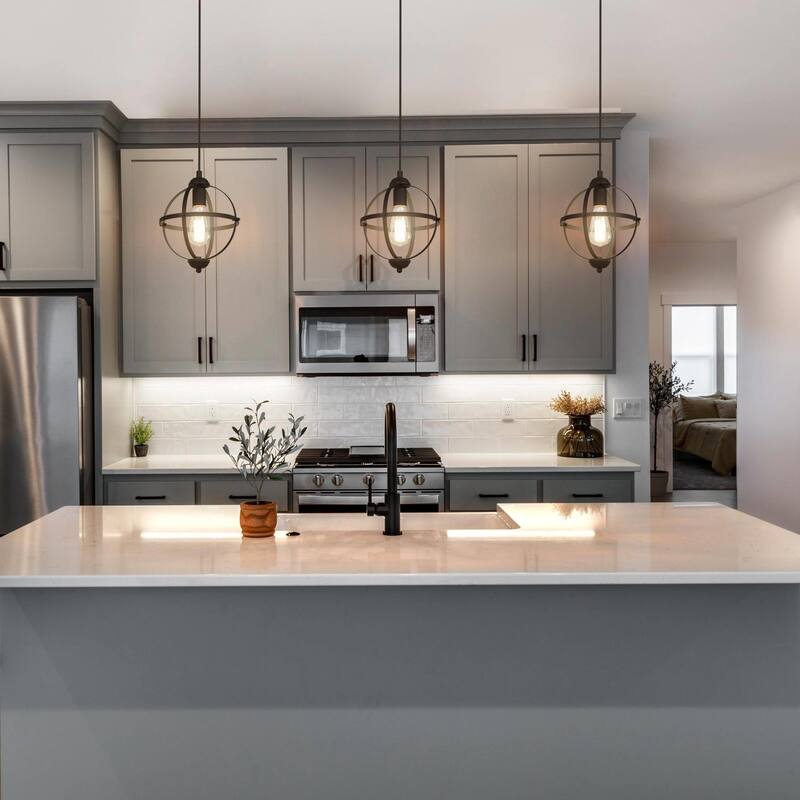 Modern Farmhouse Black 1-Light Globe Pendant Transitional Metal Island Light for Dining Room - 9.4'' L x 9.4'' W x 12.2'' H