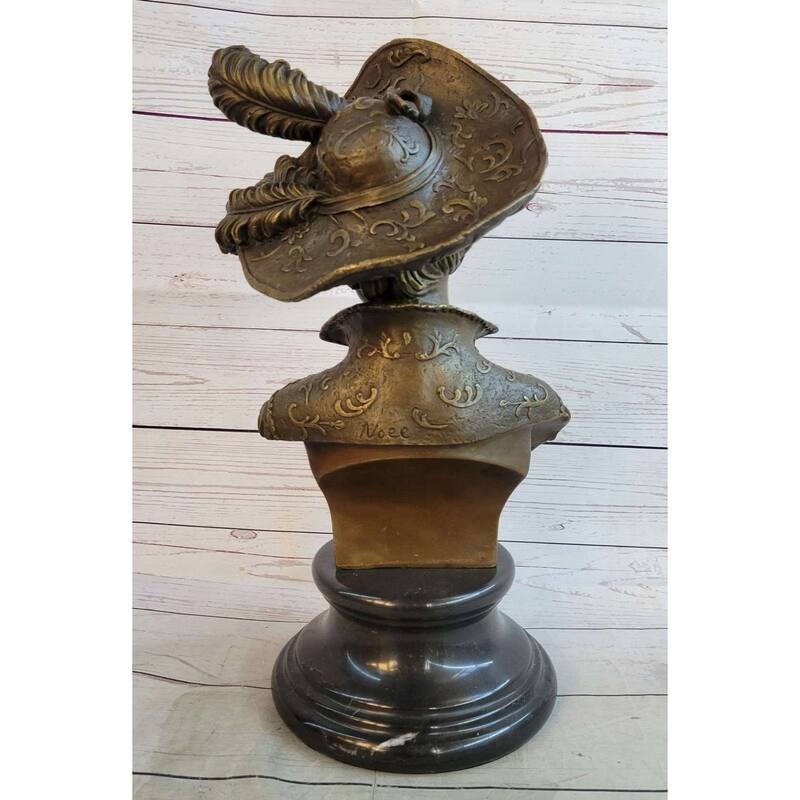 Bronze Bust Sculpture Of A Victorian Or Edwardian Woman In A Hat