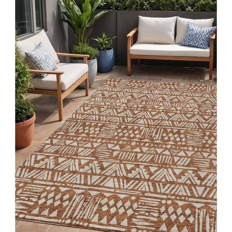 HomeRoots Southwestern Transitional Rectangle Outdoor Rug - 5' X 8'