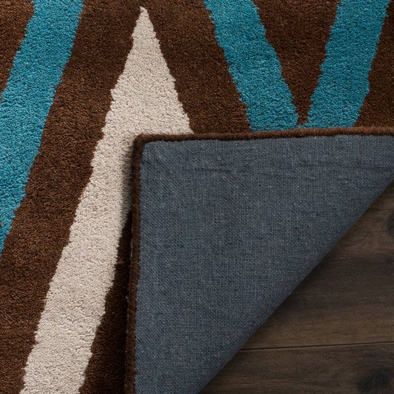 SAFAVIEH Handmade Chatham Klasina Modern Moroccan Wool Rug