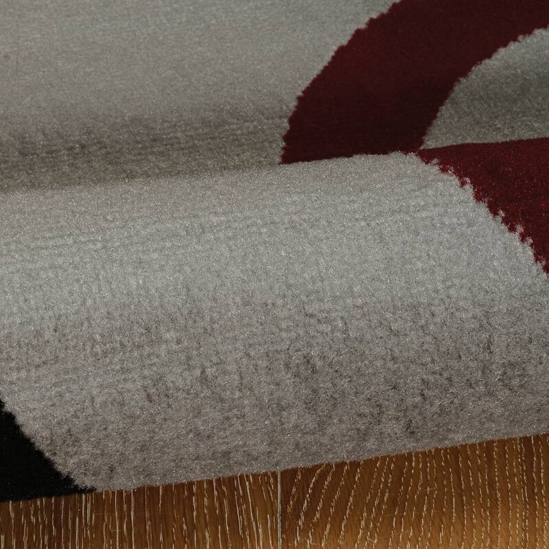 Power Loomed Capri Circles Gray White Black Red Polypropylene Rug (4'4"x7'3") - 4'3" x 7'3"