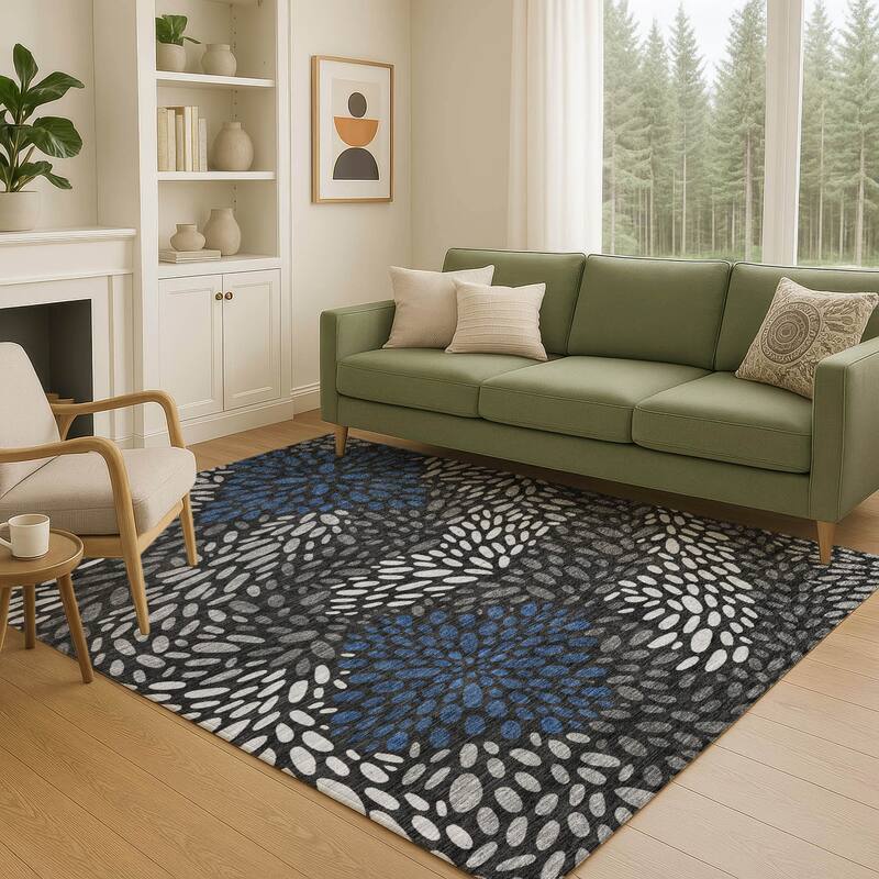 Machine Washable Indoor/ Outdoor Modern Genoa Chantille Rug