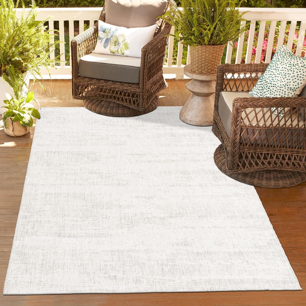 Outdoor Ucul Collection Area Rug