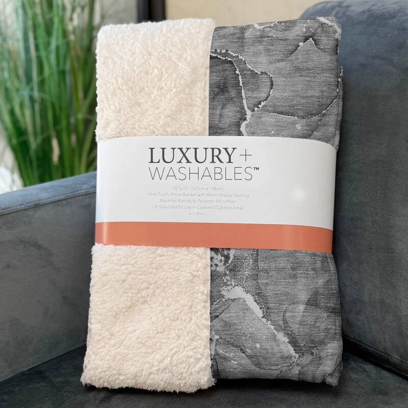 Premium Machine Washable Modern Abstract Sherpa Throw Blanket