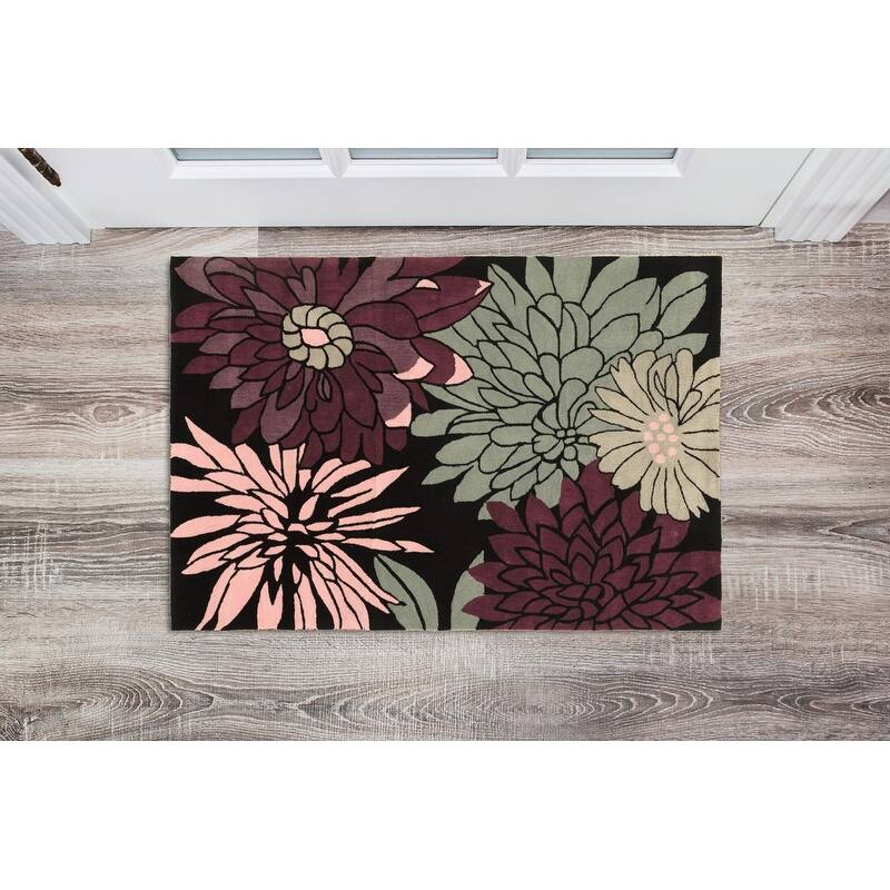 Hand-Tufted Trio Mums Rug Collection