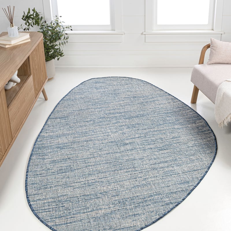 JONATHAN Y Callan Modern Rustic Abstract Indoor/Outdoor Shaped Area Rug - 9' x 12' - Gray/Navy