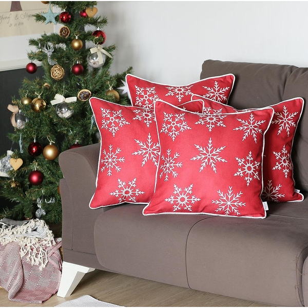 Christmas pillows bed hotsell bath and beyond