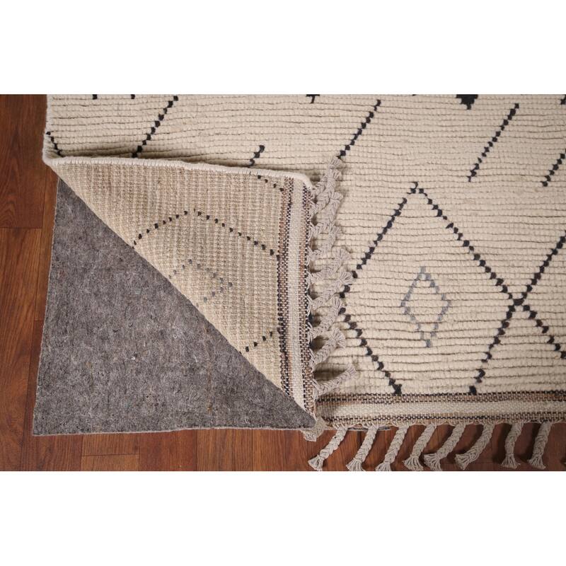 Geometric Beige / Ivory Moroccan Oriental Rug Handmade Wool Carpet - 6'0"x 9'8"