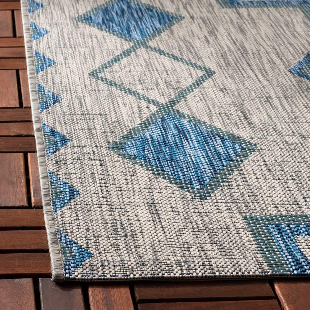 SAFAVIEH Courtyard Cemre Indoor/ Outdoor Waterproof Patio Backyard Rug