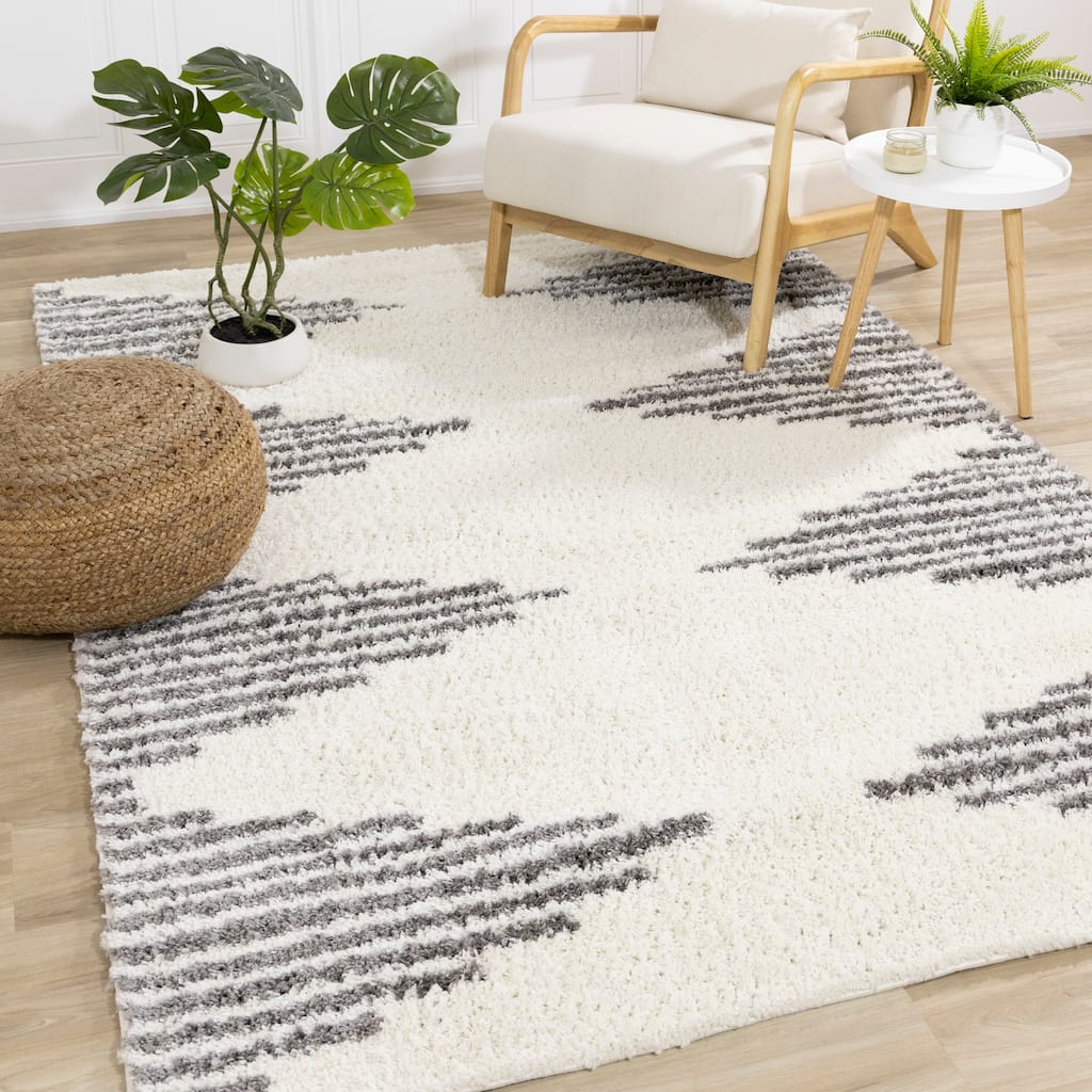 Alpine Rug Co. - Taylor Cream Grey Soft Diamonds Area Rug.