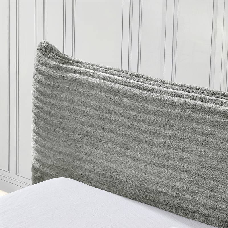 Grounded Platform Bed with Decorative Curved Headboard and Solid Wood Frame