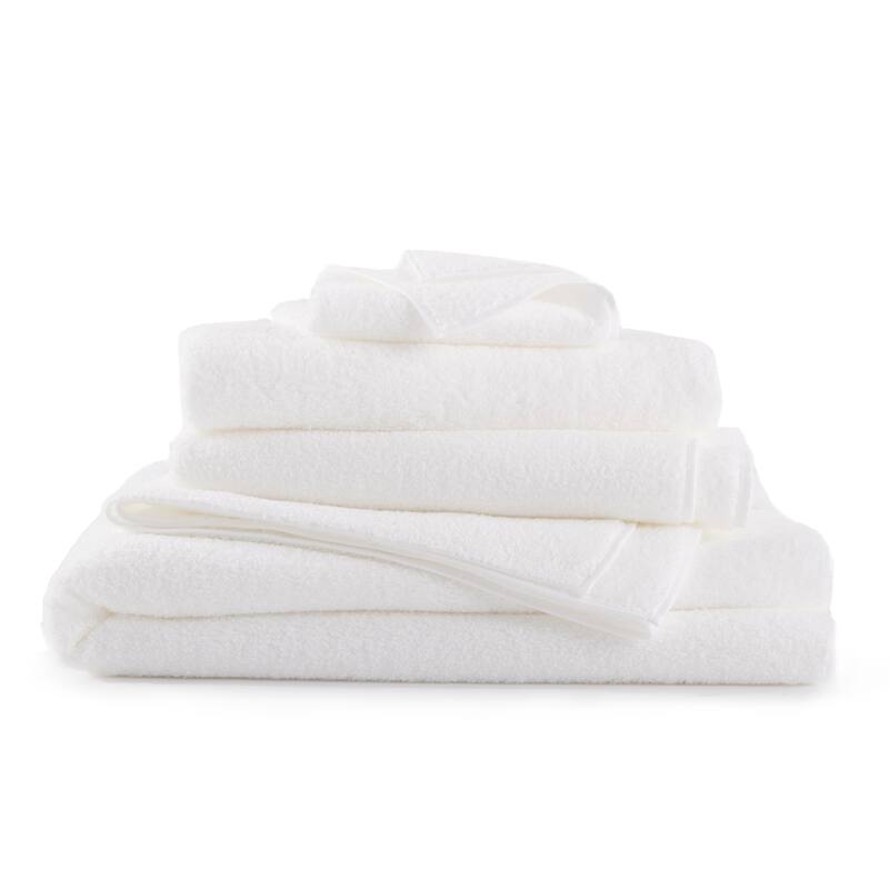 Uchino Zero Twist Bath Sheet