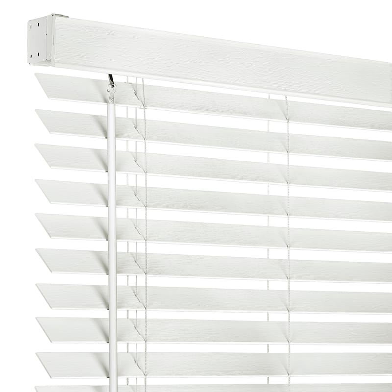 Cordless GII Madera Falsa 2" Faux Wood Blind
