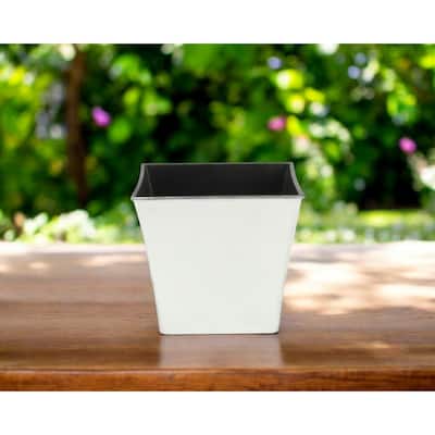 HomeRoots 7" Silver Recycled Plastic Indoor Outdoor Rectangular Nursery Pot