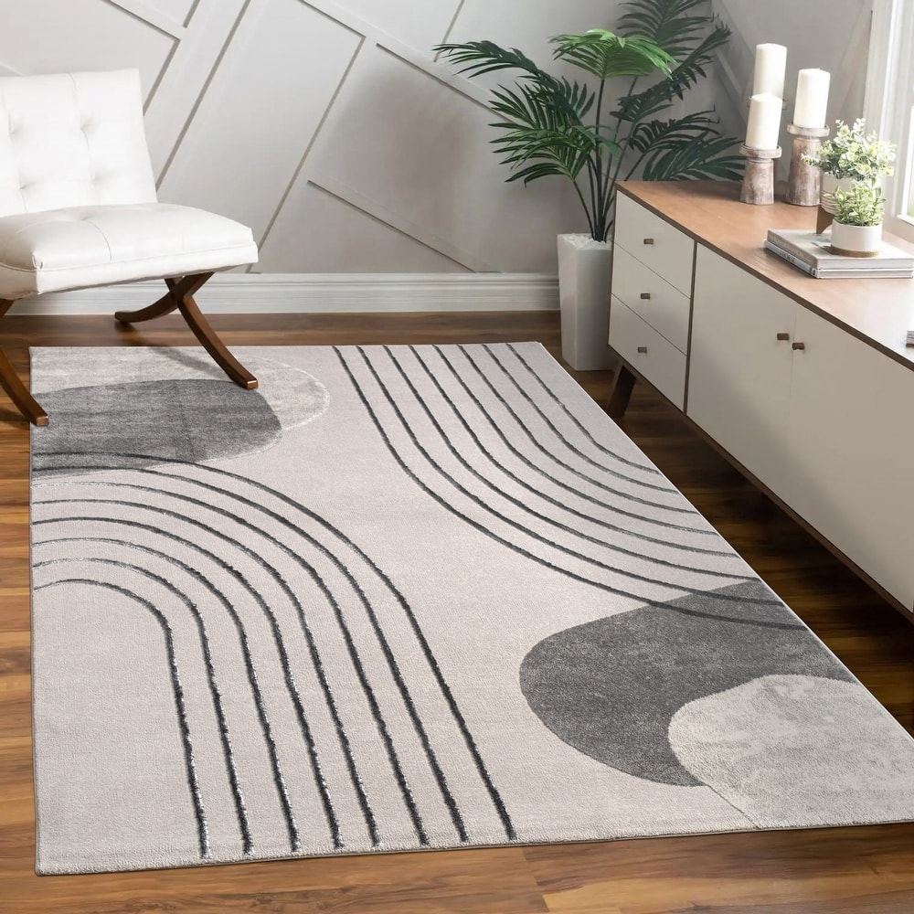 Elegant Area Rug with Modern Carved Lines and Artistic Pattern