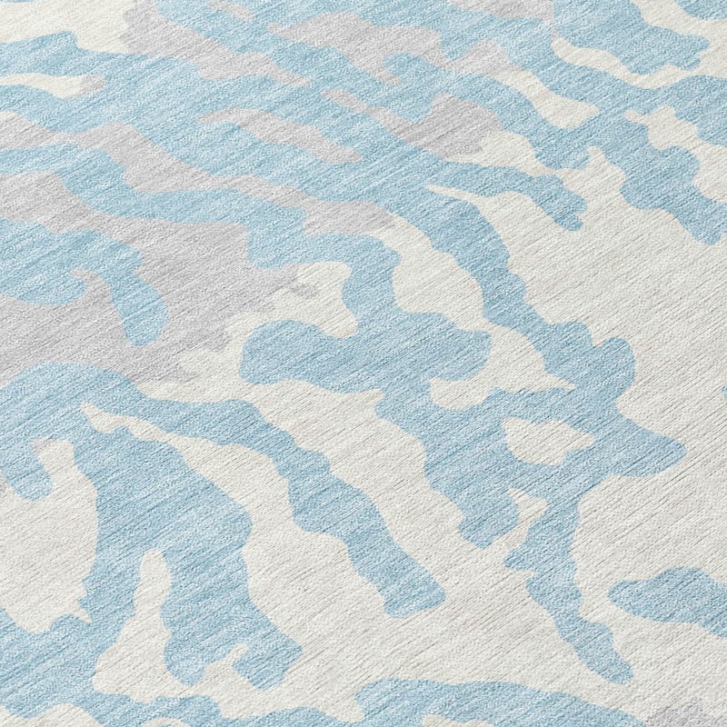 Machine Washable Indoor/ Outdoor Chantille Animal Print Abstract Rug