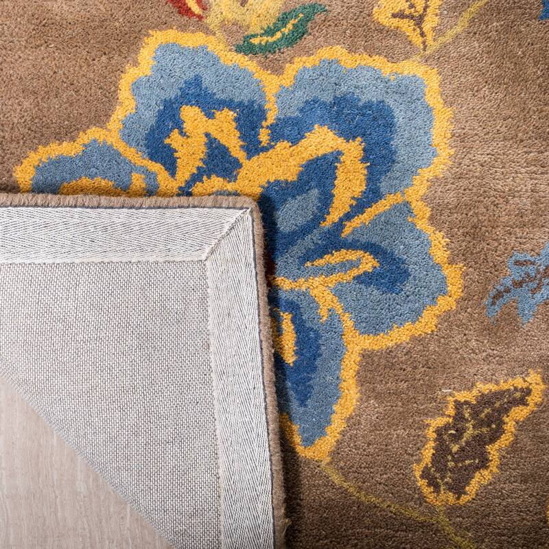SAFAVIEH Handmade Soho Maren Floral N.Z. Wool Rug