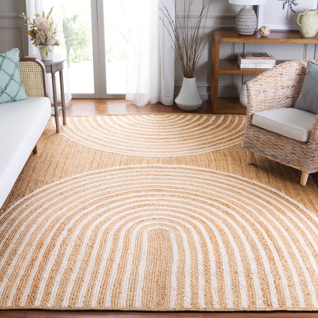 SAFAVIEH Natural Fiber Hazelle Casual Jute Rug.