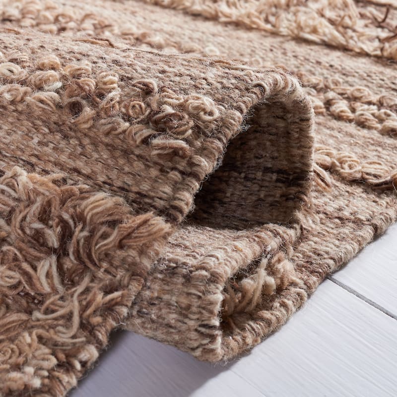 SAFAVIEH Handmade Vermont Kami Wool Rug
