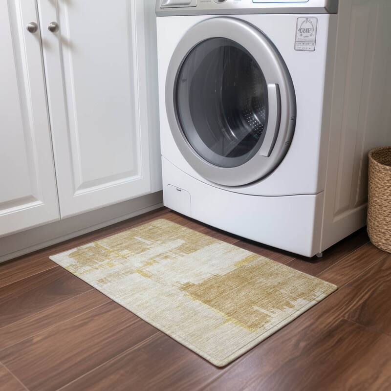 Machine Washable Indoor/ Outdoor Chantille Abstract Modern Rug - Beige - 1'8" x 2'6"