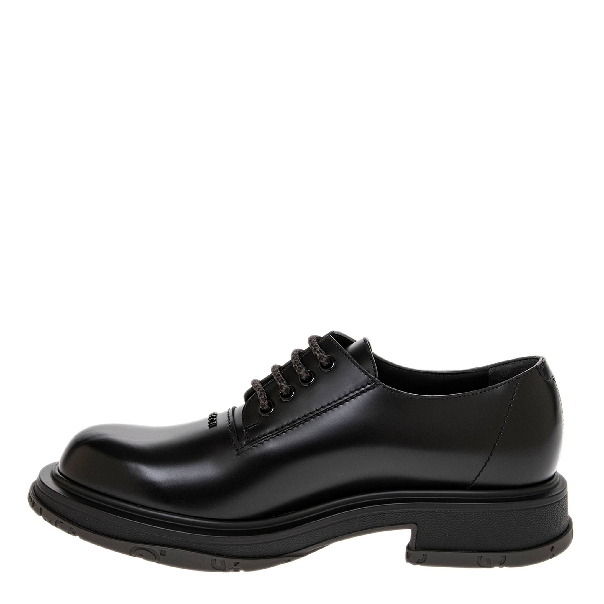 Gucci-Men's-Lace-Up-Shoes.jpg