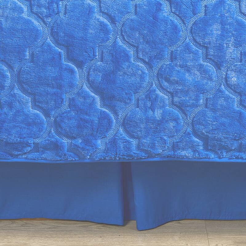 FauxFur Moroccan Design 7-piece Embroidered Quilt Set