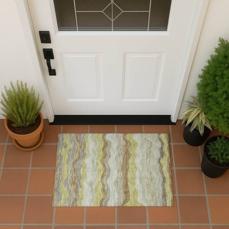 Machine Washable Indoor/ Outdoor Ombre Stripes Chantille Rug - Wheat - 1'8" x 2'6"