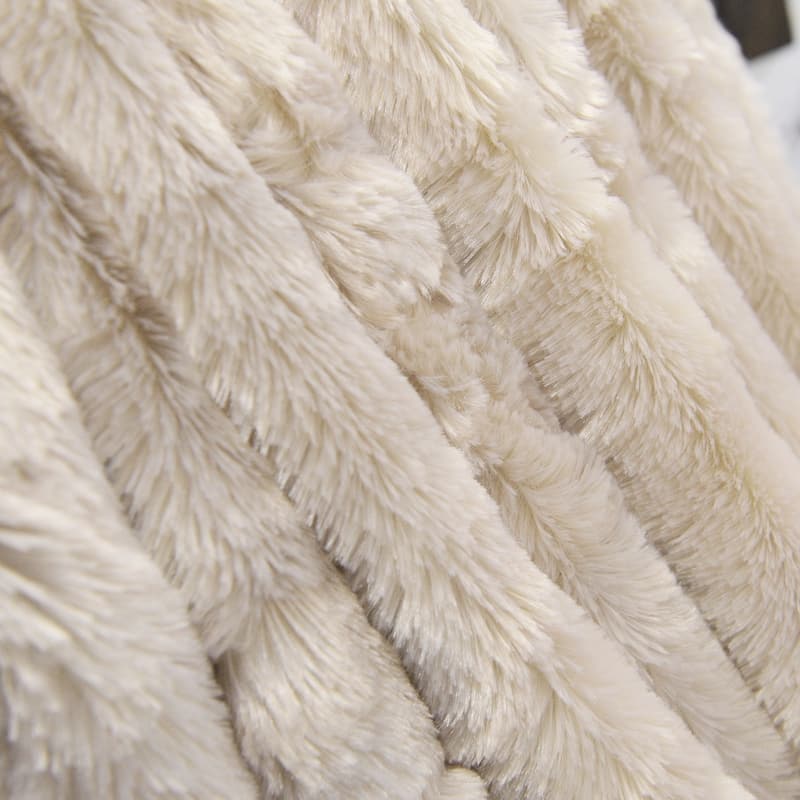 Belardo FauxFur Throw