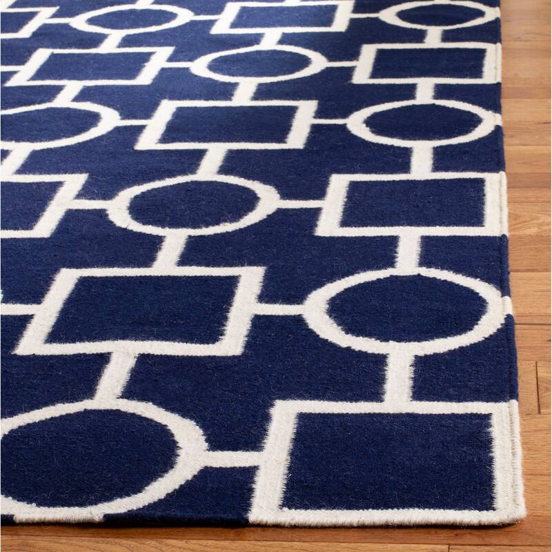 SAFAVIEH Handmade Flatweave Dhurries Narcisa Modern Moroccan Wool Rug