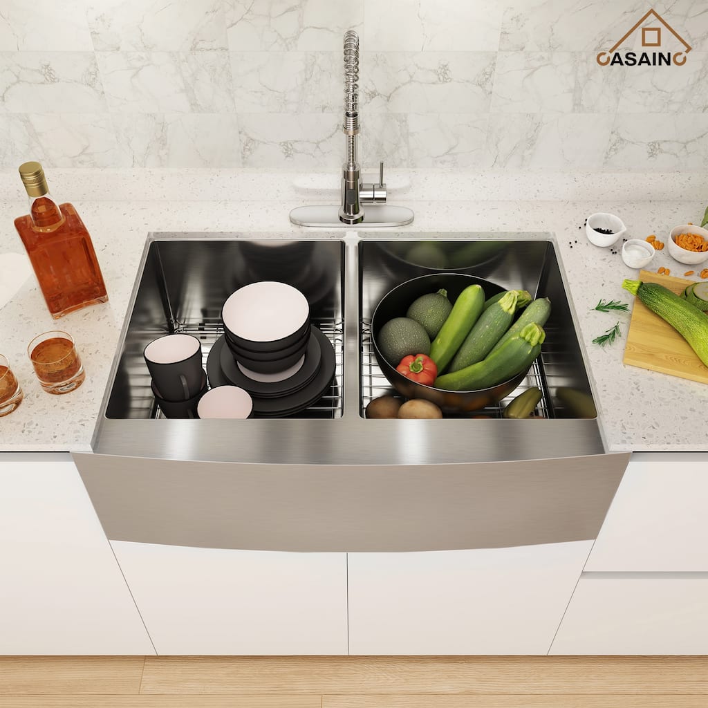 33 in. Farmhouse/Apron-Front Double Bowl 18 Gauge Brushed Stainless Steel Kitchen Sink with Bottom Grid and Strainer