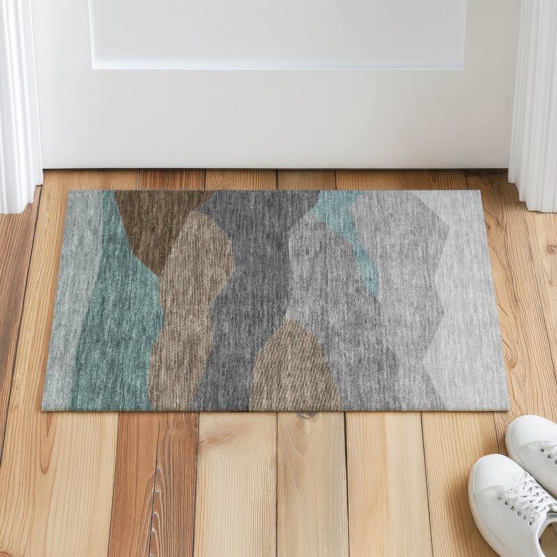 Machine Washable Indoor/ Outdoor Modern Dacono Chantille Rug