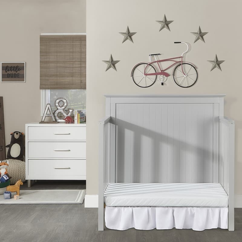 Dream On Me Ava 4-in-1 Convertible Mini Crib