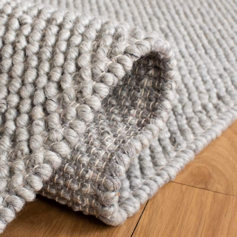 SAFAVIEH Handmade Natura Eduina New Zealand Wool Rug