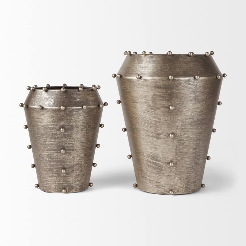 Elio 12.2H Large Champagne Metal W/Studs Vase