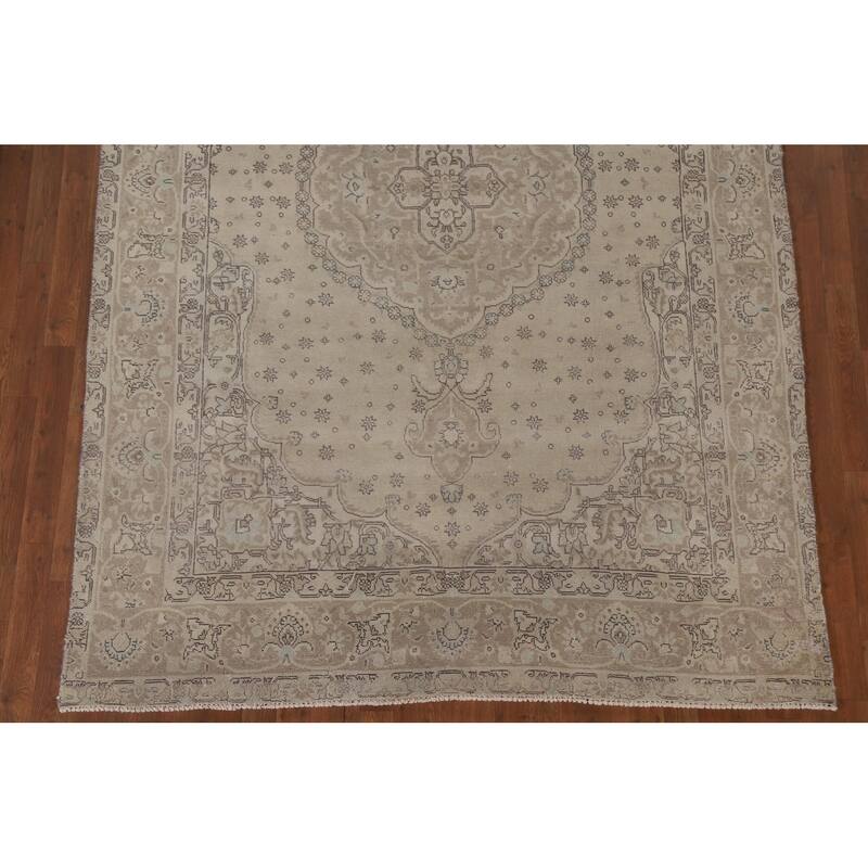 Hand Knotted Oriental 100% Wool Carpet Traditional Medallion Beige & Ivories Tabriz Area Rug - 9' 9'' X 6' 5''